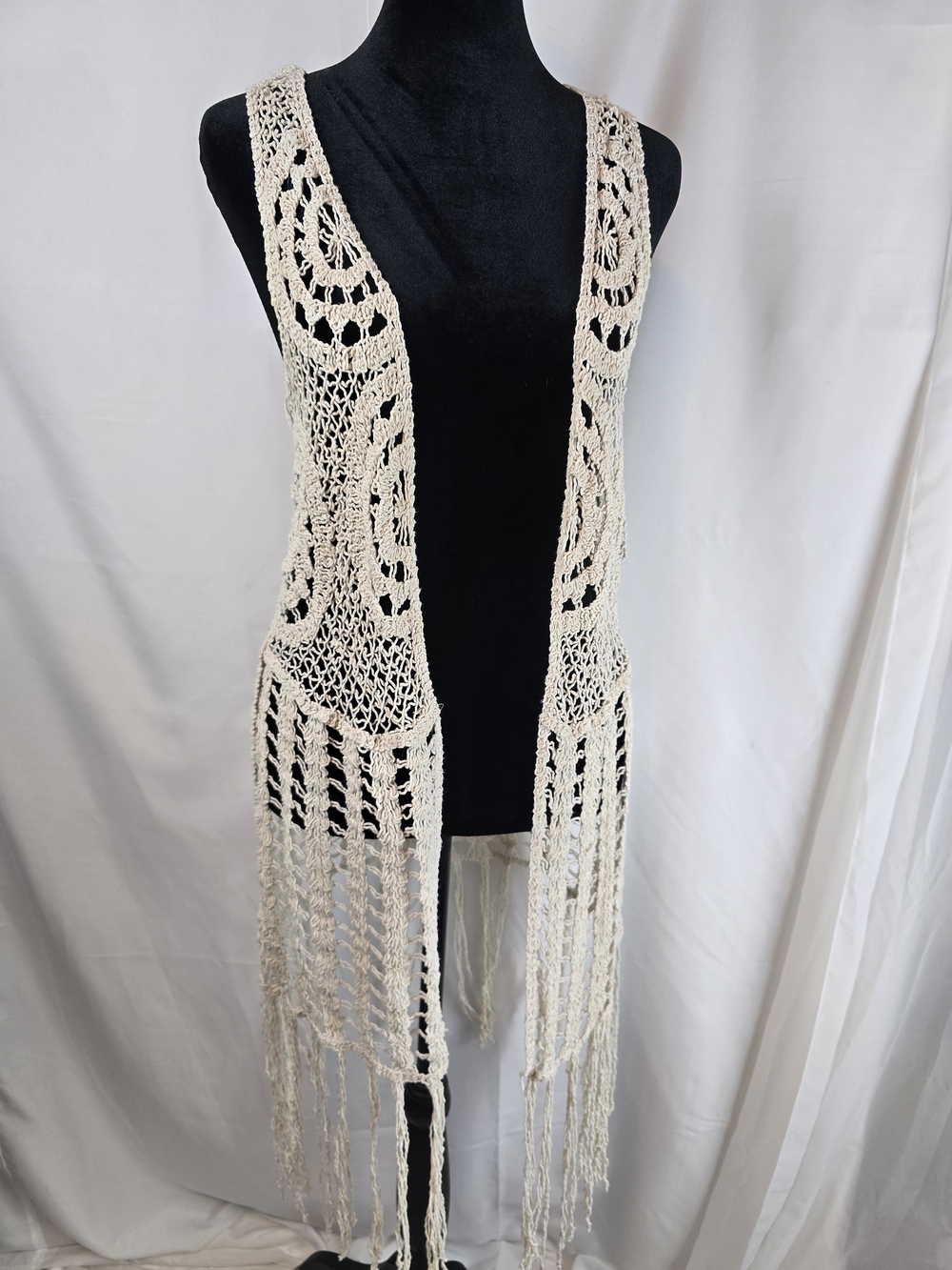 Pinky Crochet Fringe Vest in Natural Cream